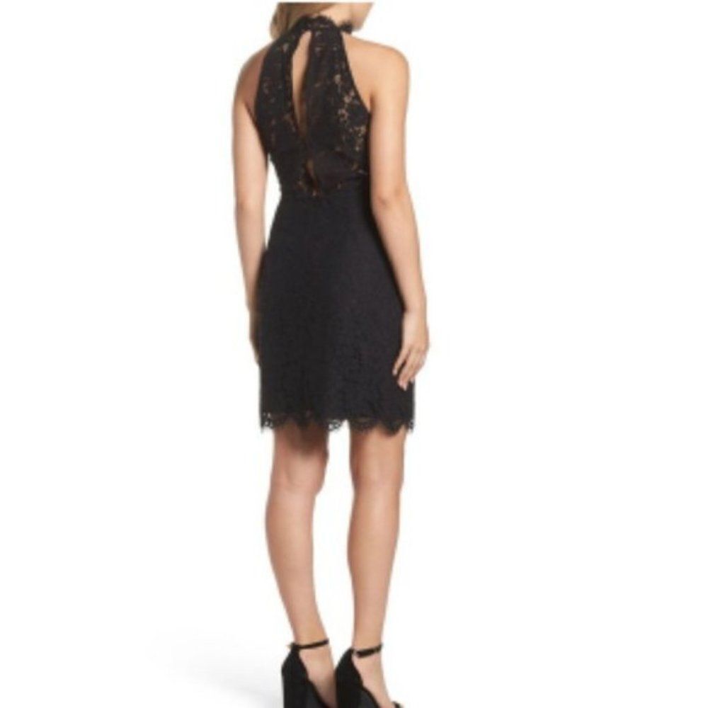 BB Dakota Cara High Neck Lace Cocktail Dress size 4 - Picture 2 of 7